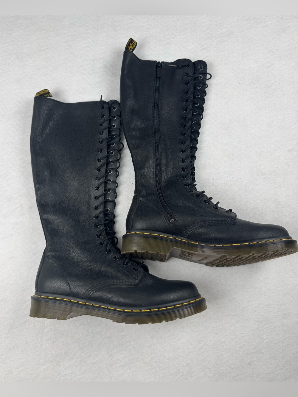 Dr. Martens 1860 Knee High Lace Up Boots Black Leather Size 10